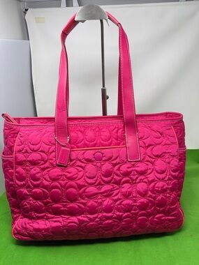 COACH RARE PINK QUILTED SIGNATURE DIAPER TOTE BAG PURSE with Changing pad